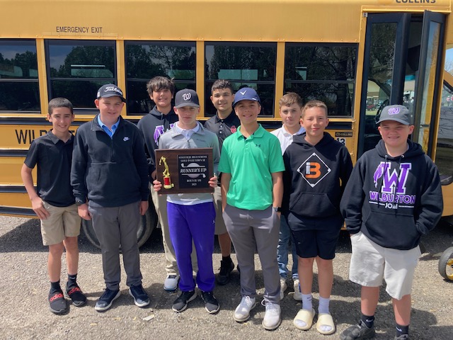 WMS Golf Team Places 2nd