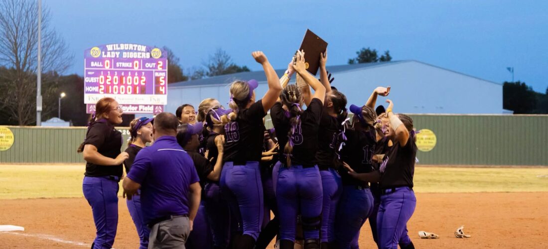 Lady Diggers are Headed to State! (Click for Bracket and Times)